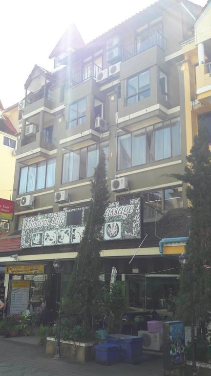 Happy Guest House Phuket Екстериор снимка