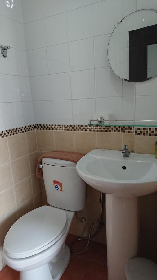 Happy Guest House Phuket Екстериор снимка